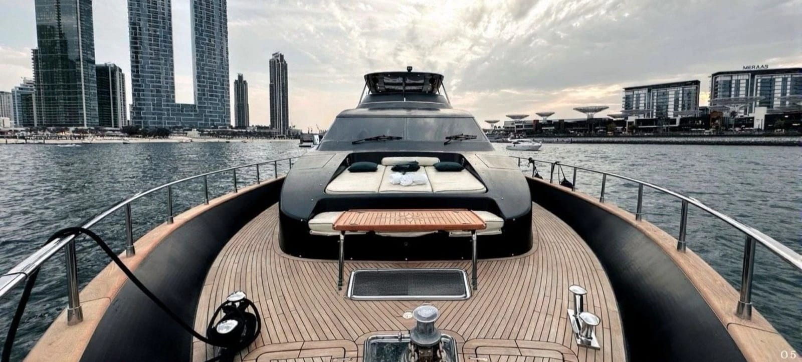 Aria Yacht yacht detail in Dubai — thumbnail 5