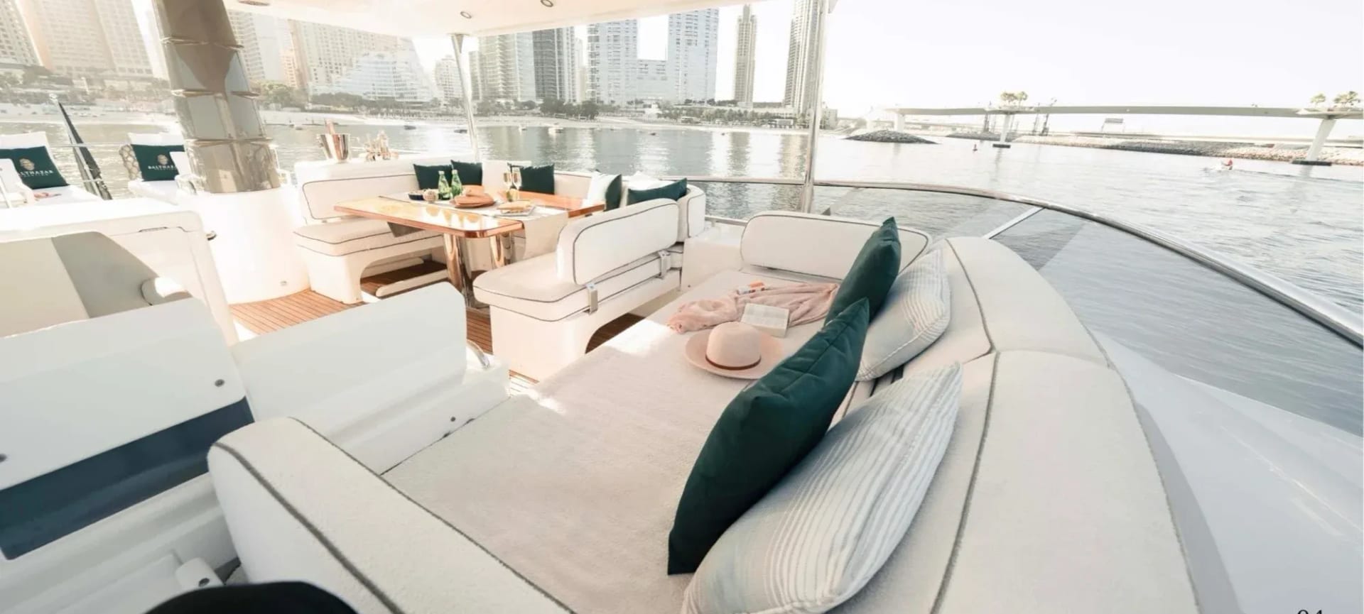 Azarro Yacht yacht detail in Dubai — thumbnail 4