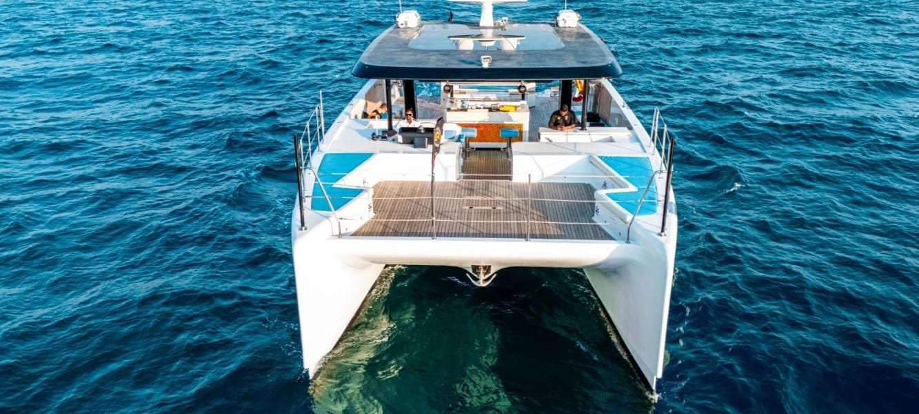 Azure X650 Pool Yacht yacht detail in Dubai — thumbnail 4