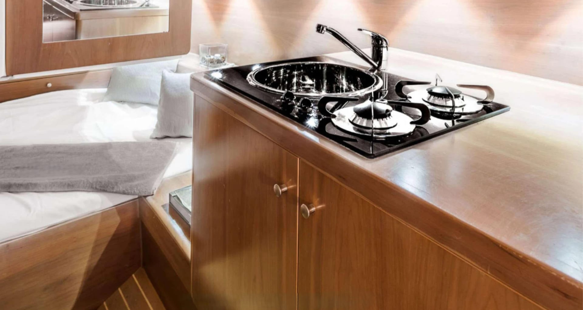 Blue Marlin 60 Yacht yacht detail in Dubai — thumbnail 5