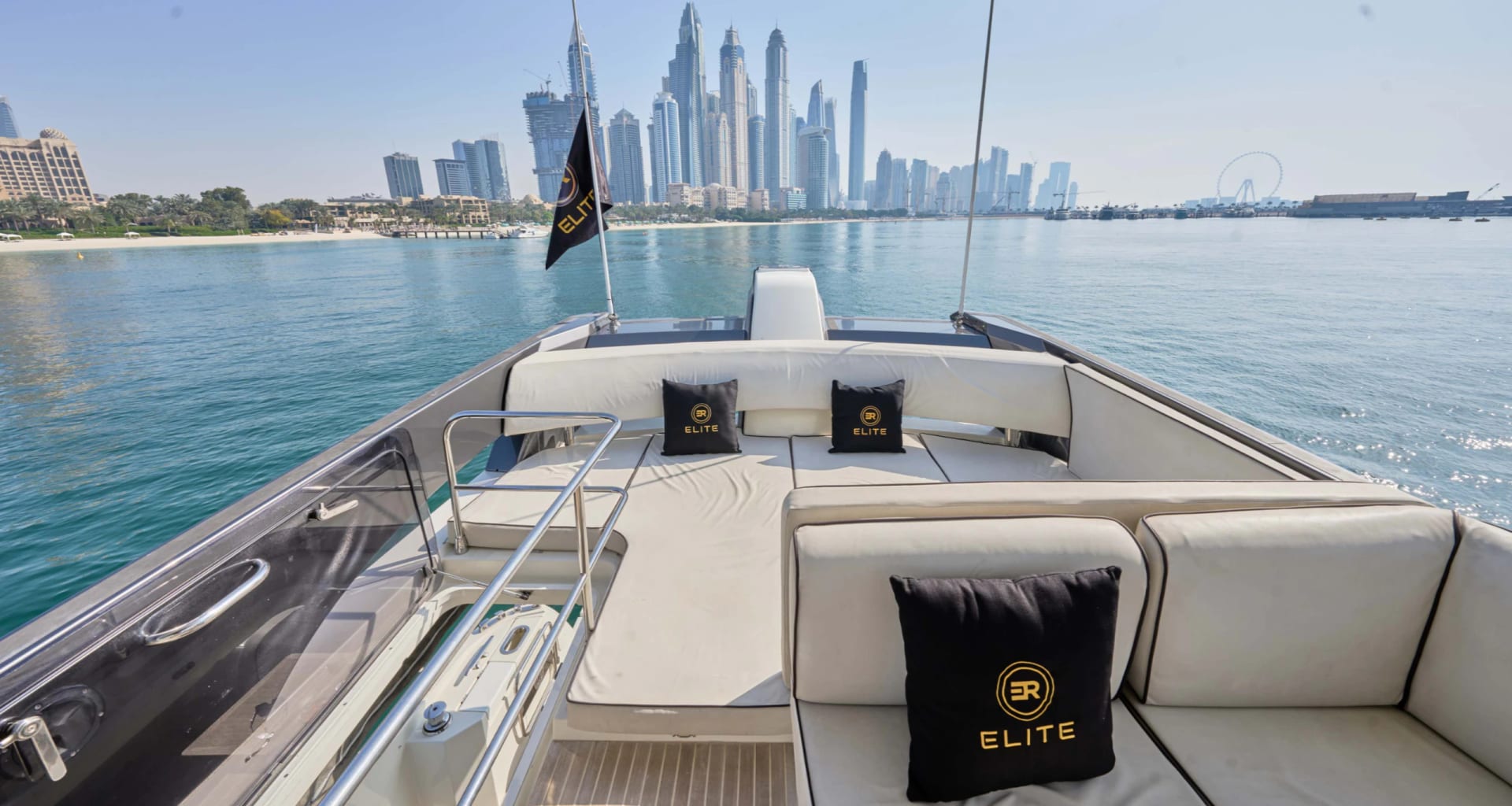 Blue Marlin X700 Yacht yacht detail in Dubai — thumbnail 3