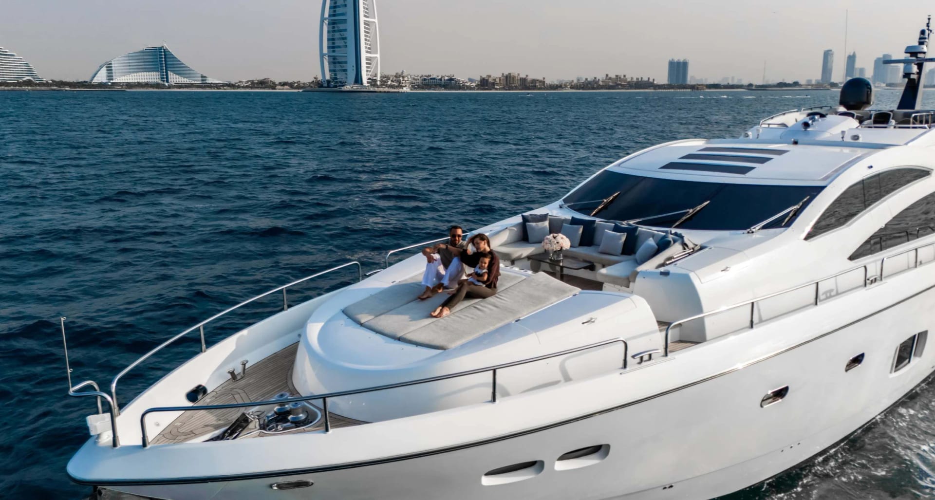 Brand New Predator XA-1 Sport Yacht yacht detail in Dubai — thumbnail 2