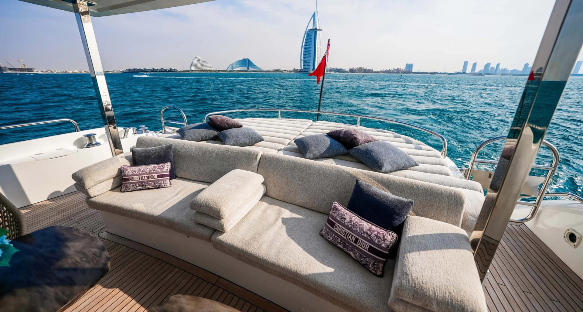 Brand New Predator XA-1 Sport Yacht yacht detail in Dubai — thumbnail 7