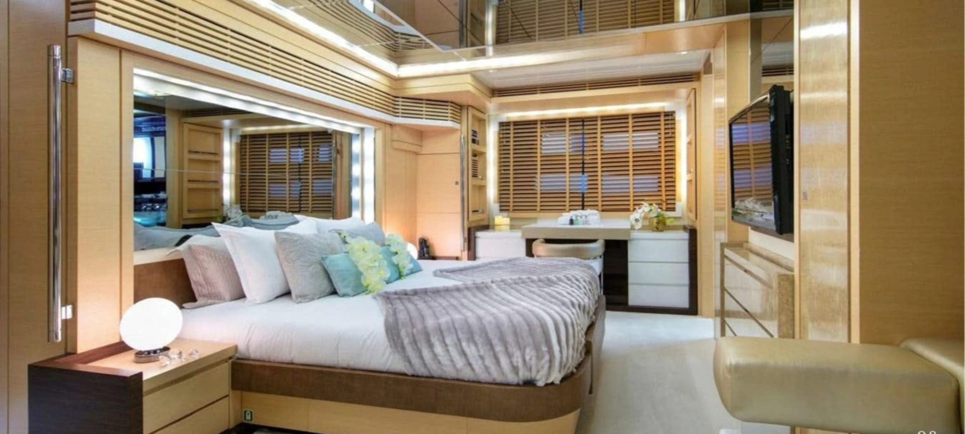 Destiny Yacht yacht detail in Dubai — thumbnail 8