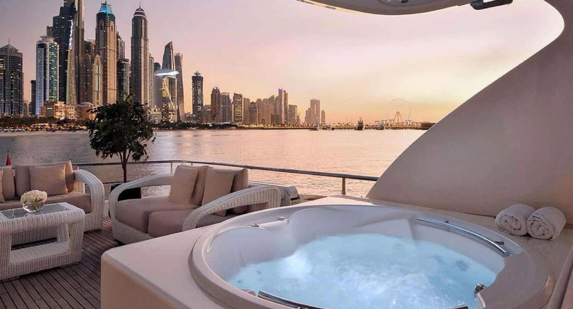 Diamond Imperial 100 Yacht yacht detail in Dubai — thumbnail 2