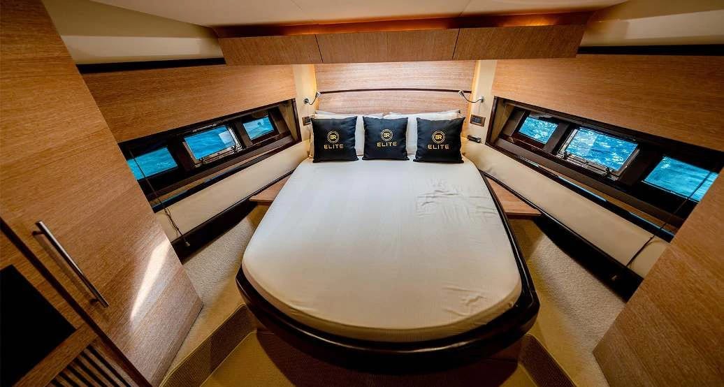 Diamond Madison A-48 Yacht yacht detail in Dubai — thumbnail 7