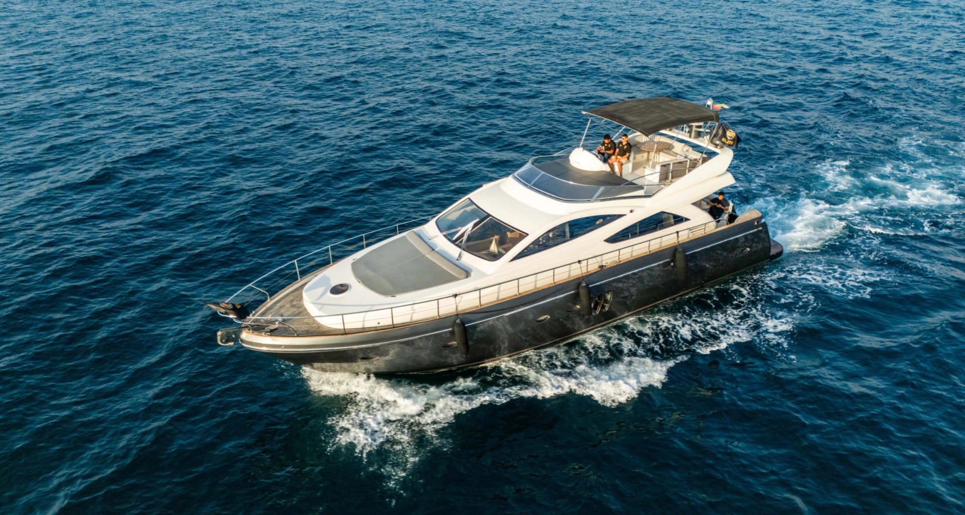 Diamond Steller 70 Yacht yacht detail in Dubai — thumbnail 2