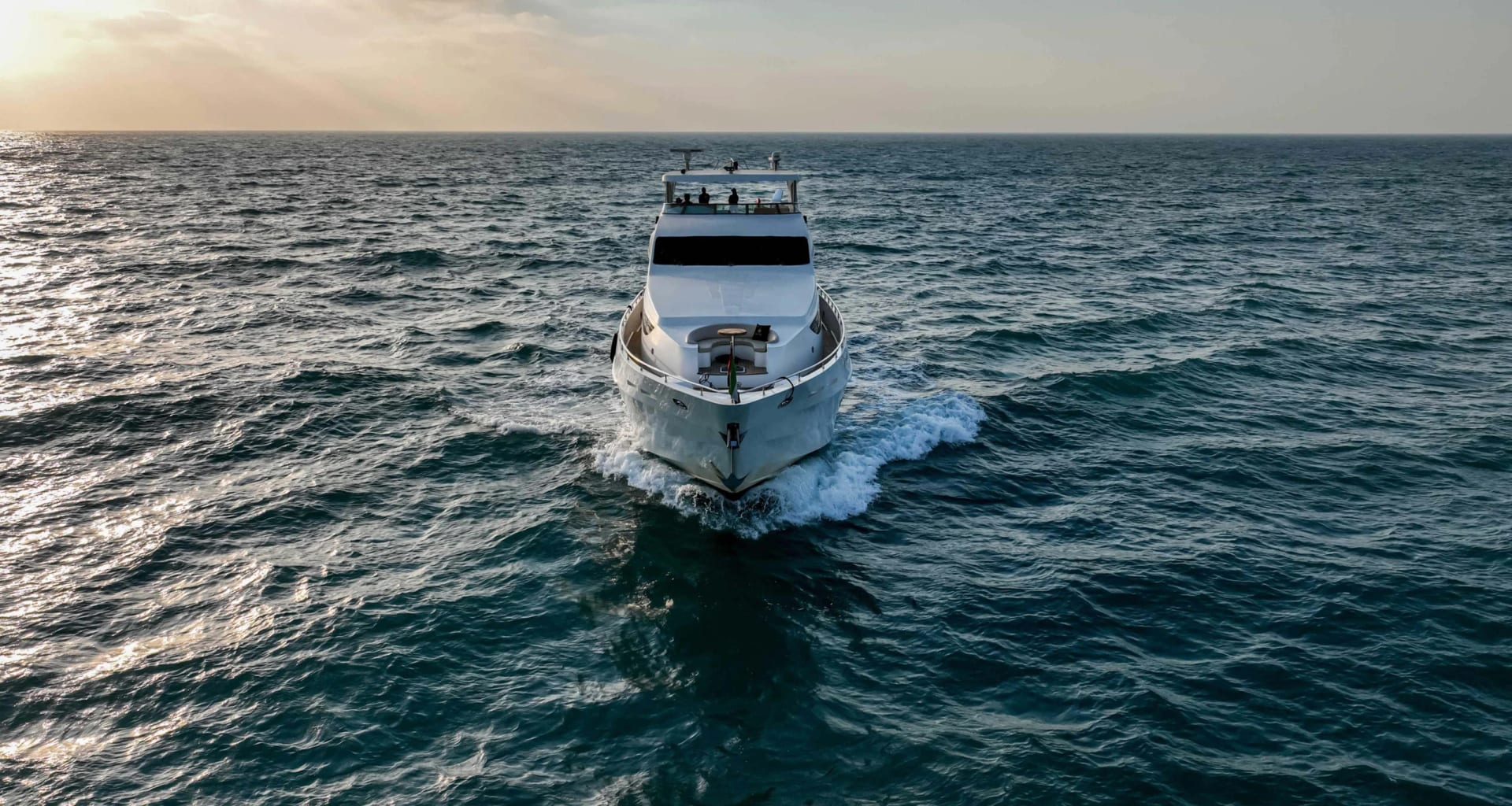 Diamond Tokiyo 105 Yacht yacht detail in Dubai — thumbnail 4