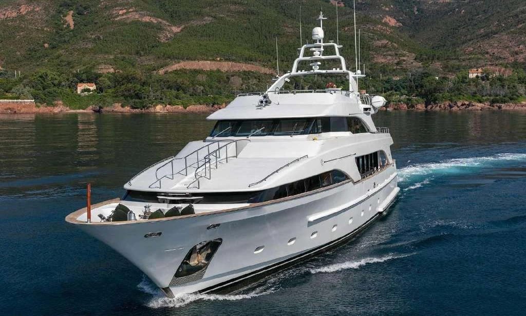 Dxb Montclaire X500 Yacht yacht detail in Dubai — thumbnail 4