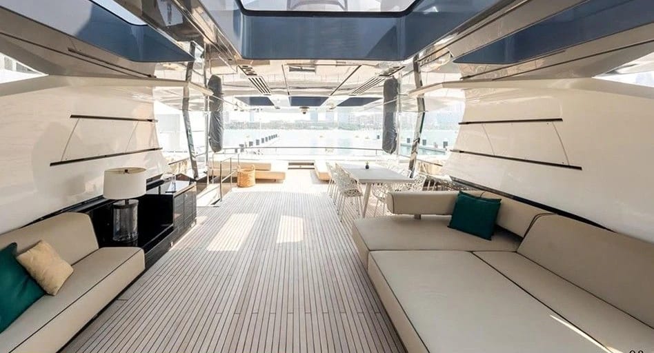 Noble Commander 140 Yacht yacht detail in Dubai — thumbnail 4