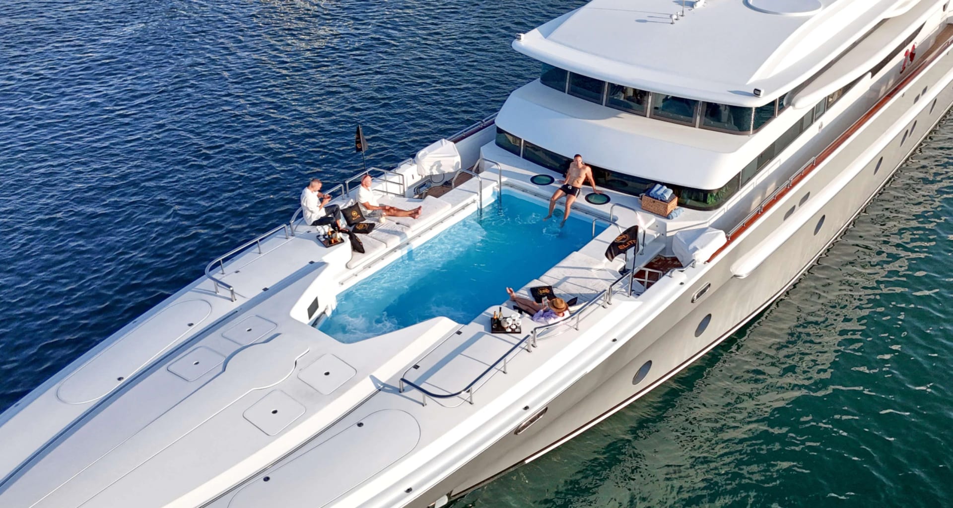 Ocean Fast X-165 Mega Pool Yacht yacht detail in Dubai — thumbnail 2