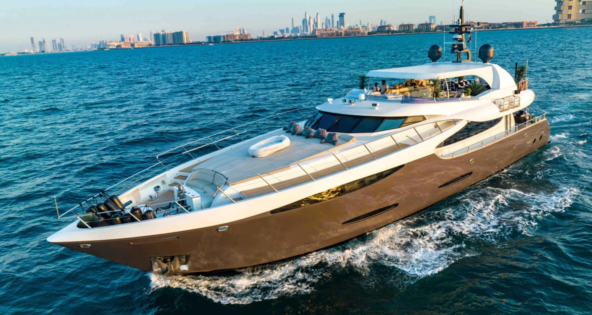 Predator Miami 150 Yacht private yacht available for charter in Dubai