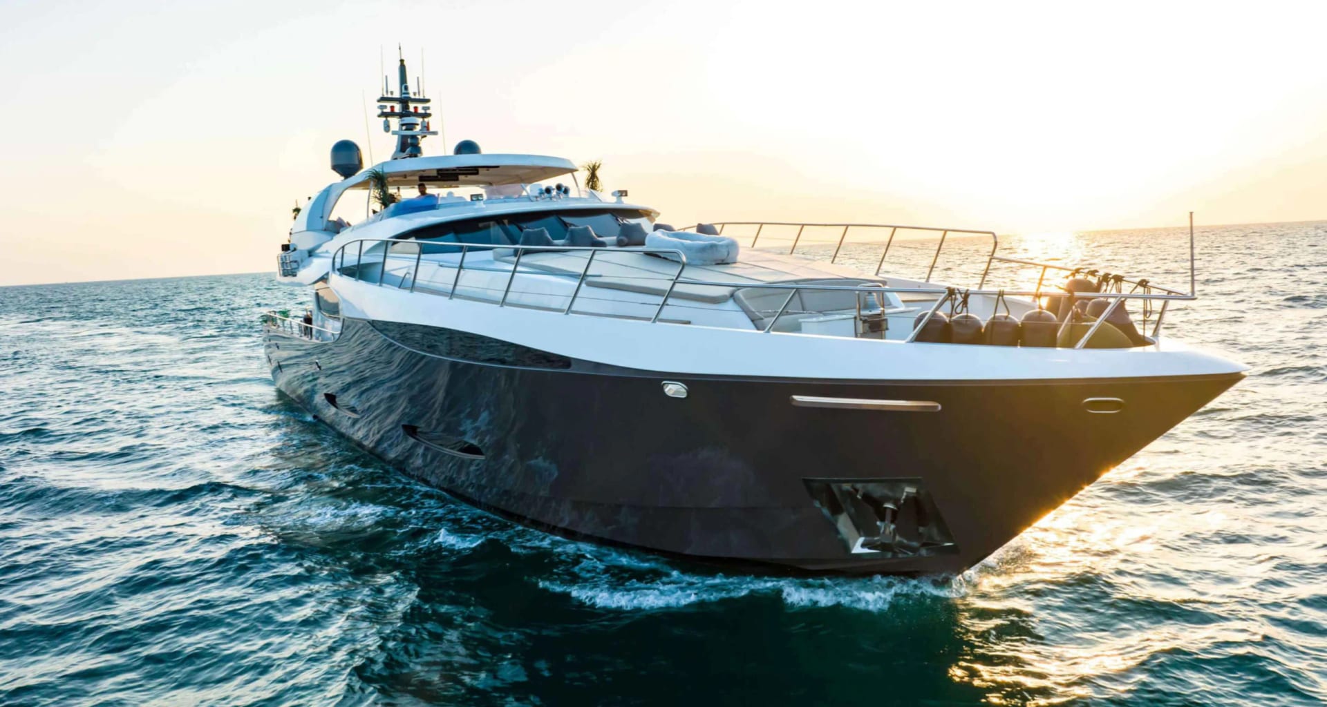 Predator Miami 150 Yacht yacht detail in Dubai — thumbnail 3