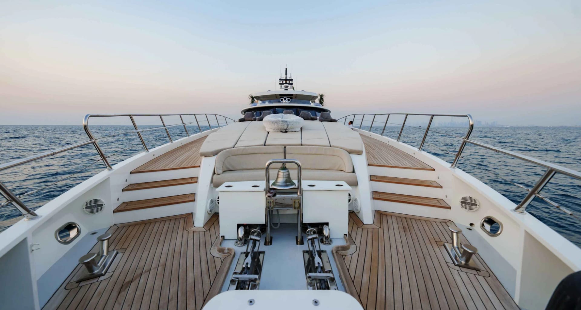 Predator Miami 150 Yacht yacht detail in Dubai — thumbnail 4