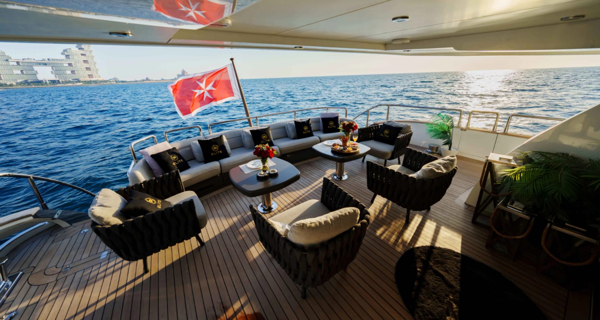 Predator Miami 150 Yacht yacht detail in Dubai — thumbnail 8
