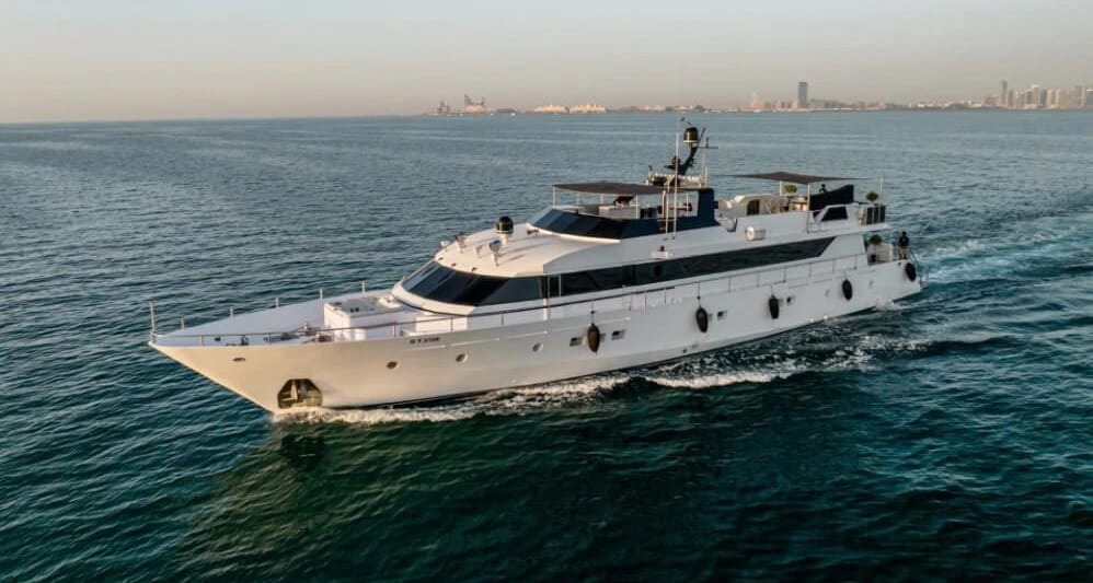 Prestige 160 Yacht private yacht available for charter in Dubai