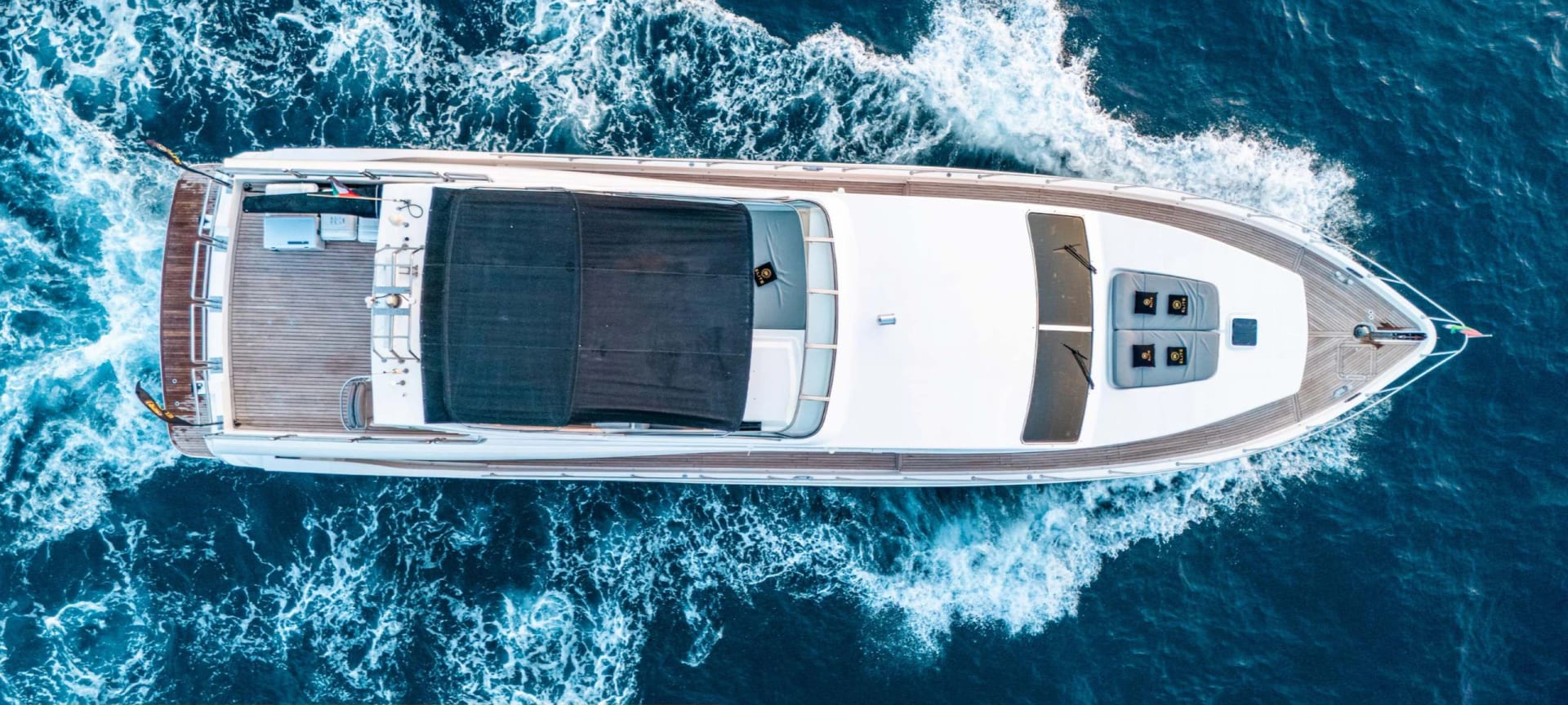 White Grande 80 Yacht yacht detail in Dubai — thumbnail 3