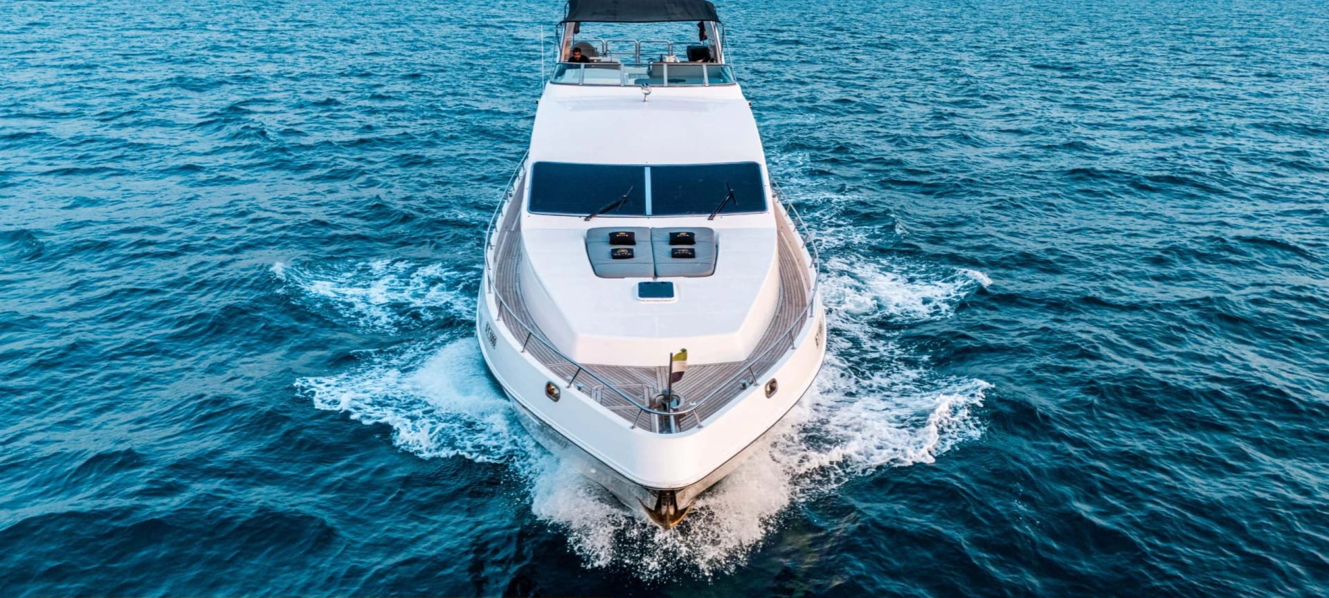 White Grande 80 Yacht yacht detail in Dubai — thumbnail 5