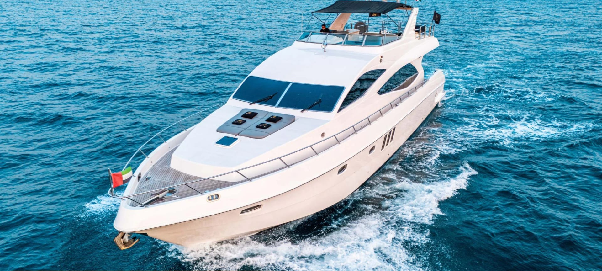 White Grande 80 Yacht yacht detail in Dubai — thumbnail 6
