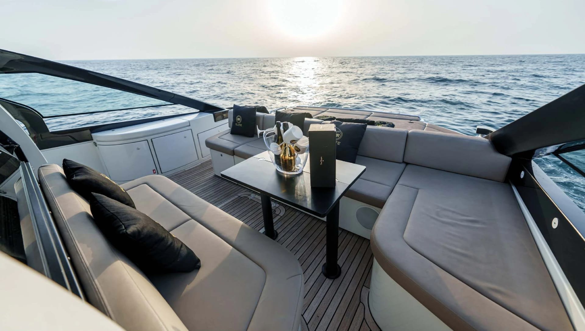 White Predator Pershing Yacht yacht detail in Dubai — thumbnail 2
