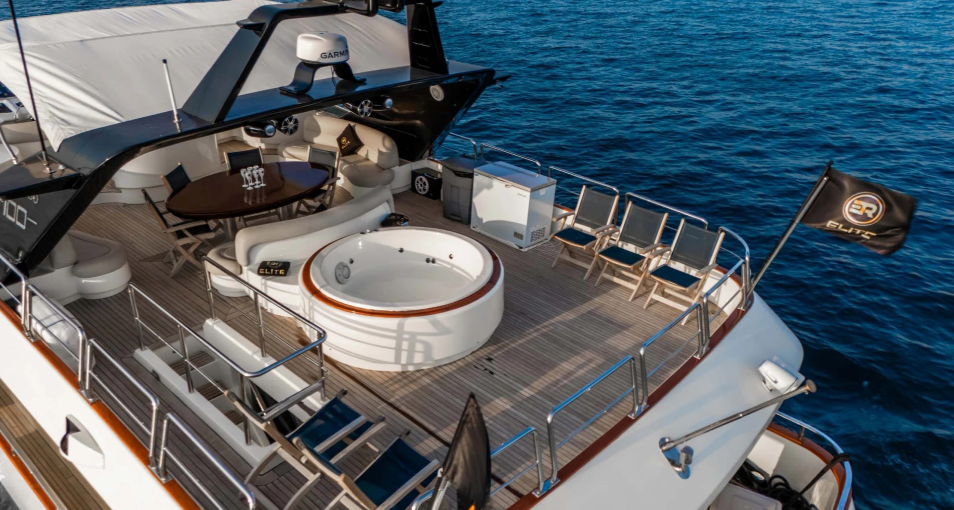 XA1 Jacuzzi Azimut Super Yacht yacht detail in Dubai — thumbnail 6