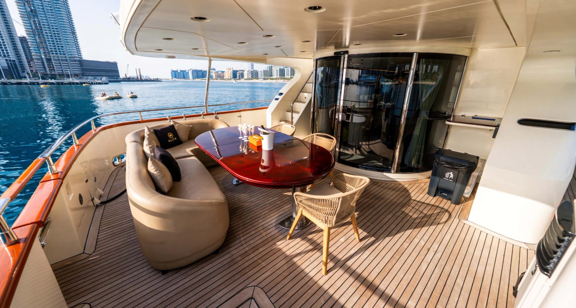 XA1 Jacuzzi Azimut Super Yacht yacht detail in Dubai — thumbnail 8