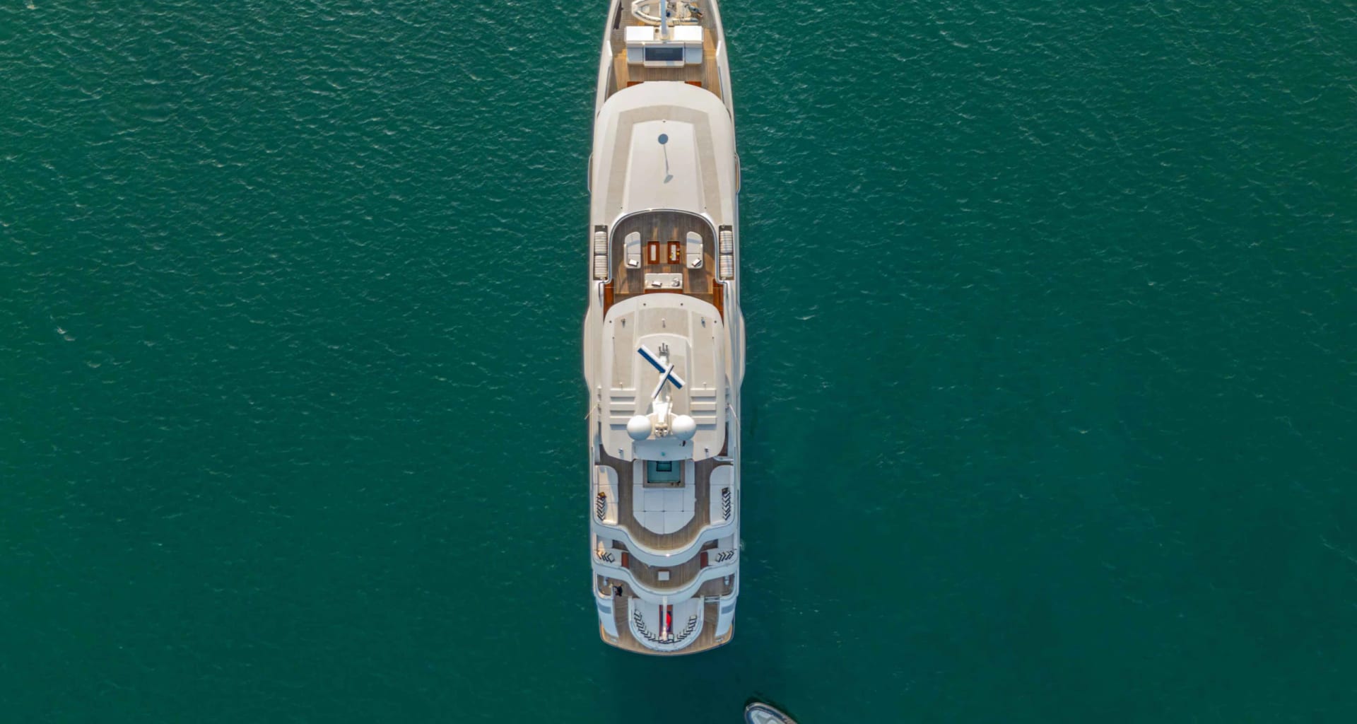 XI Starlight 50m Super Yacht yacht detail in Dubai — thumbnail 2
