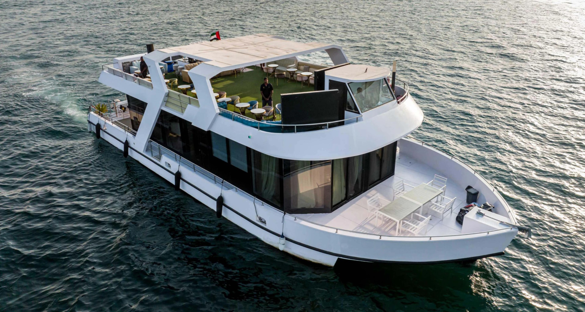 Diamond Event 120 Yacht private yacht in Dubai — exterior view 1