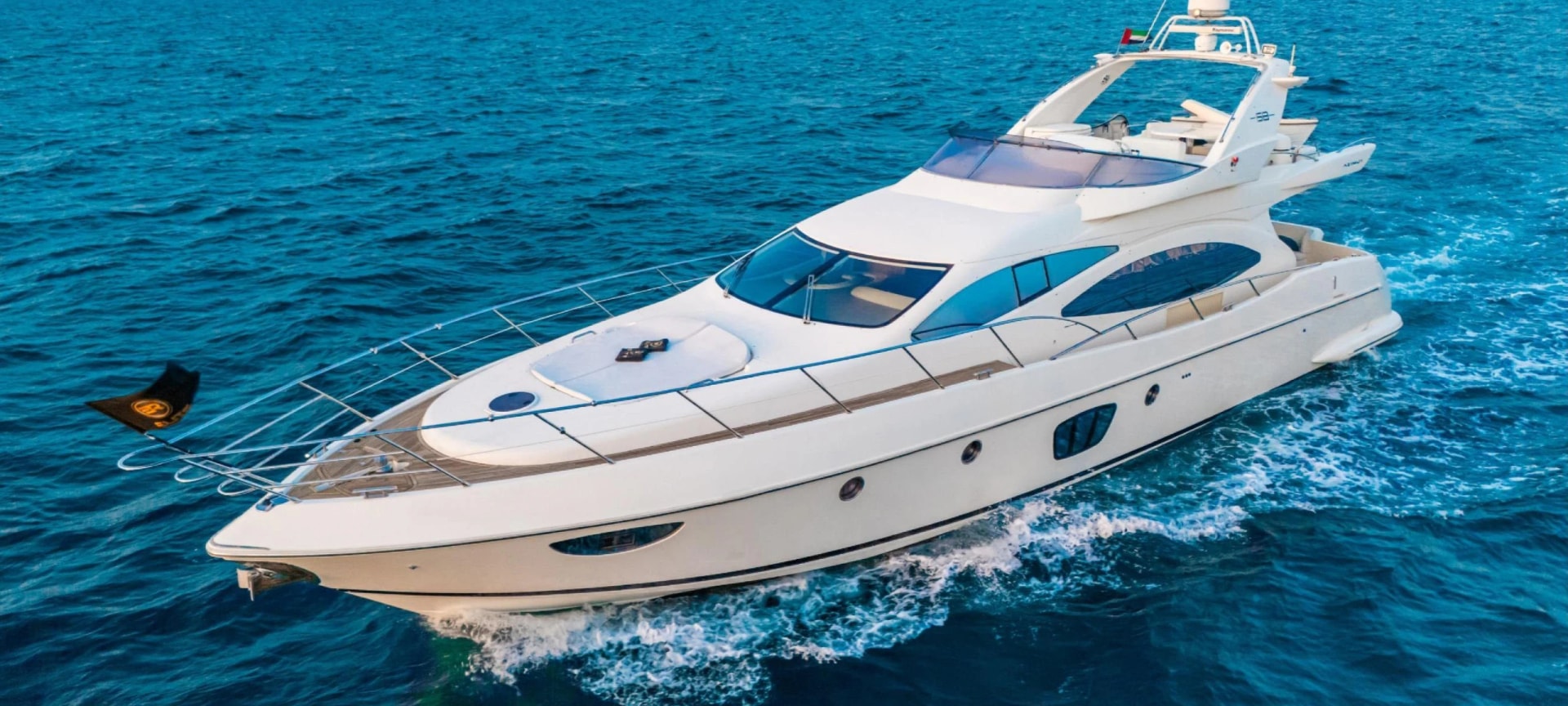 Diamond Venice 80 Yacht private yacht in Dubai — exterior view 1