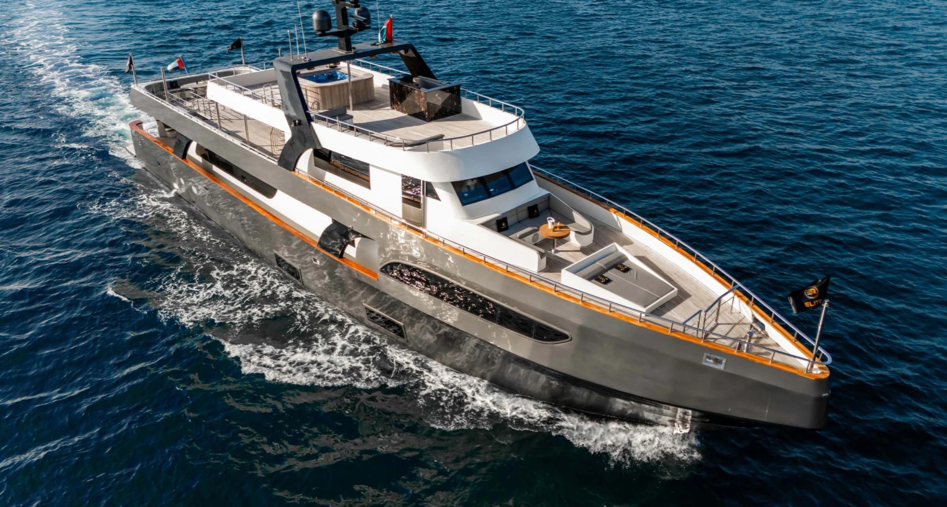 Rivera X-150 Super Yacht private yacht in Dubai — exterior view 1